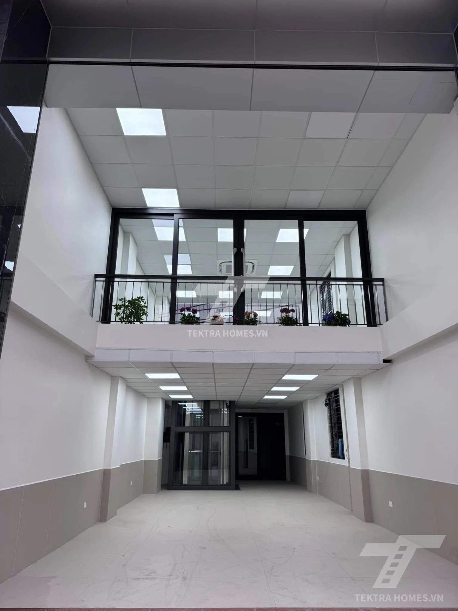 Không gian 3 tại Cho thuê nguyên căn 6 tầng x 90m2 tại ngõ 210A Võ Chí Công
