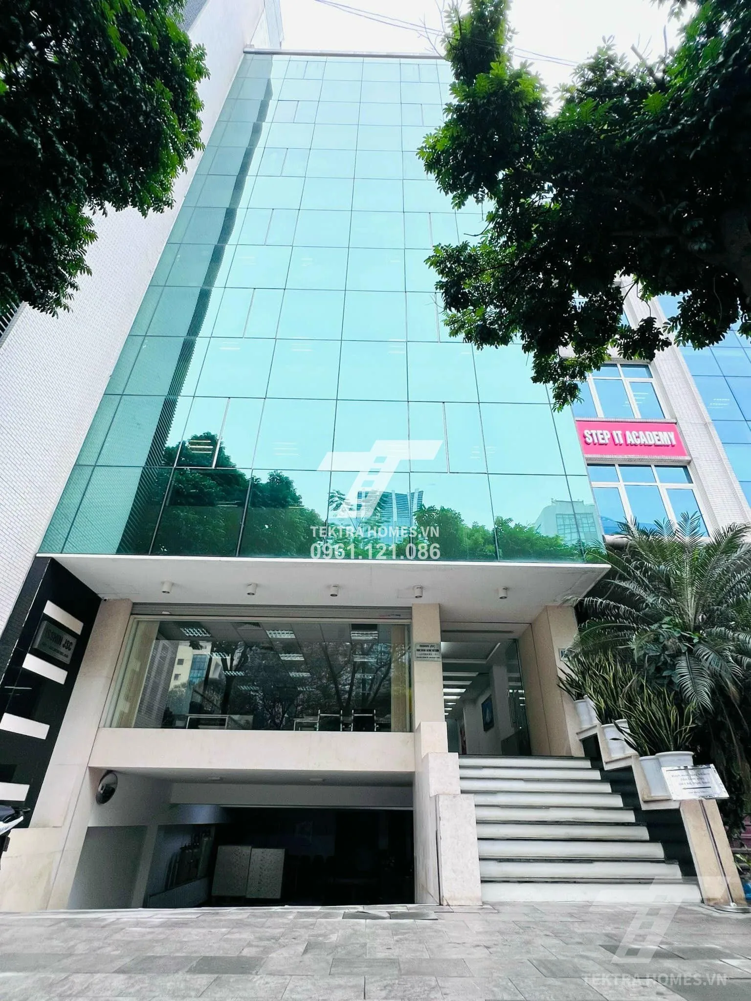 Không gian 4 tại Cho thuê văn phòng mới xịn ngay Duy Tân
