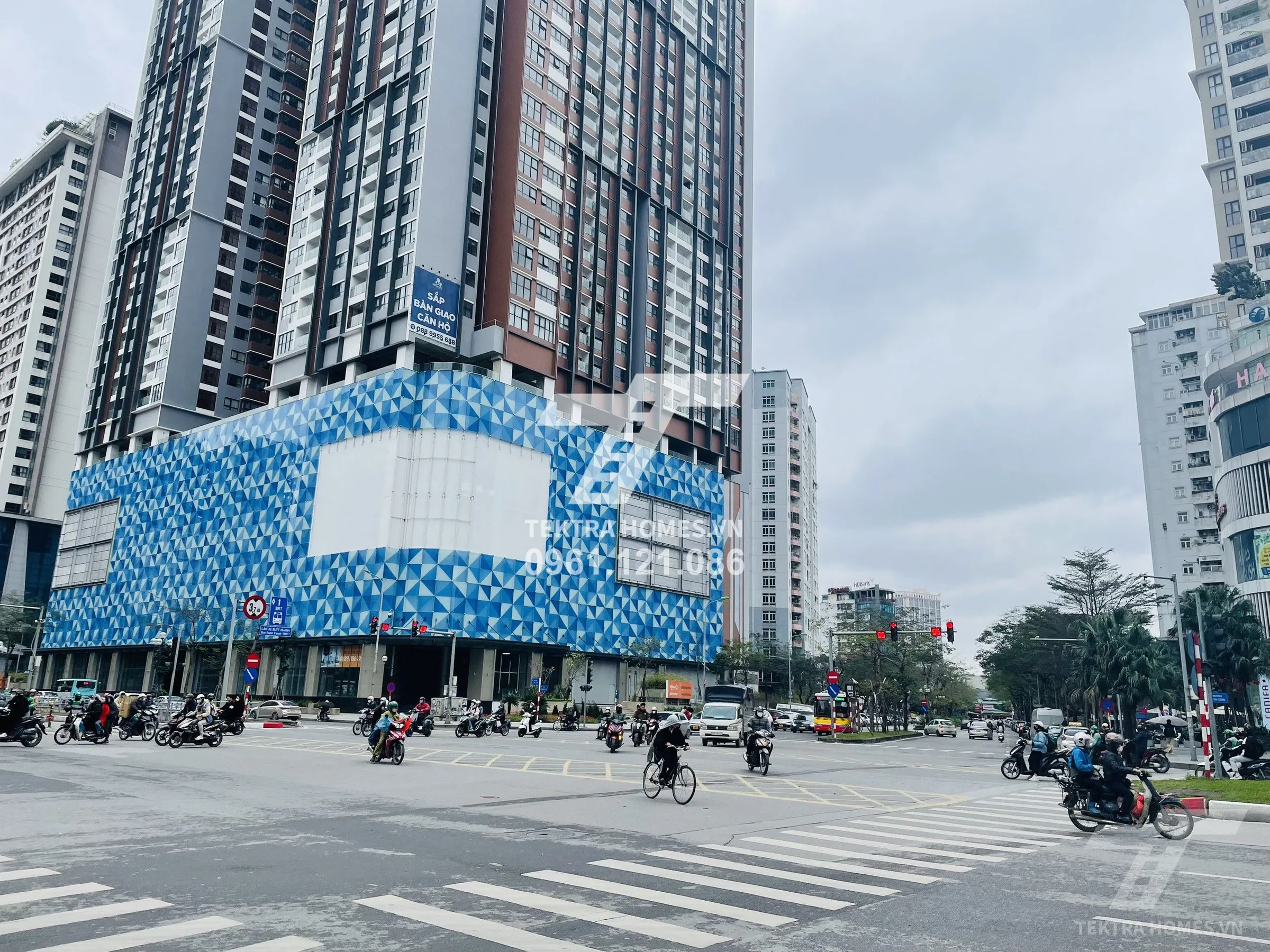 Không gian 4 tại Cho thuê sàn thương mại - văn phòng | BRG Diamond Plaza | 25 Lê Văn Lương