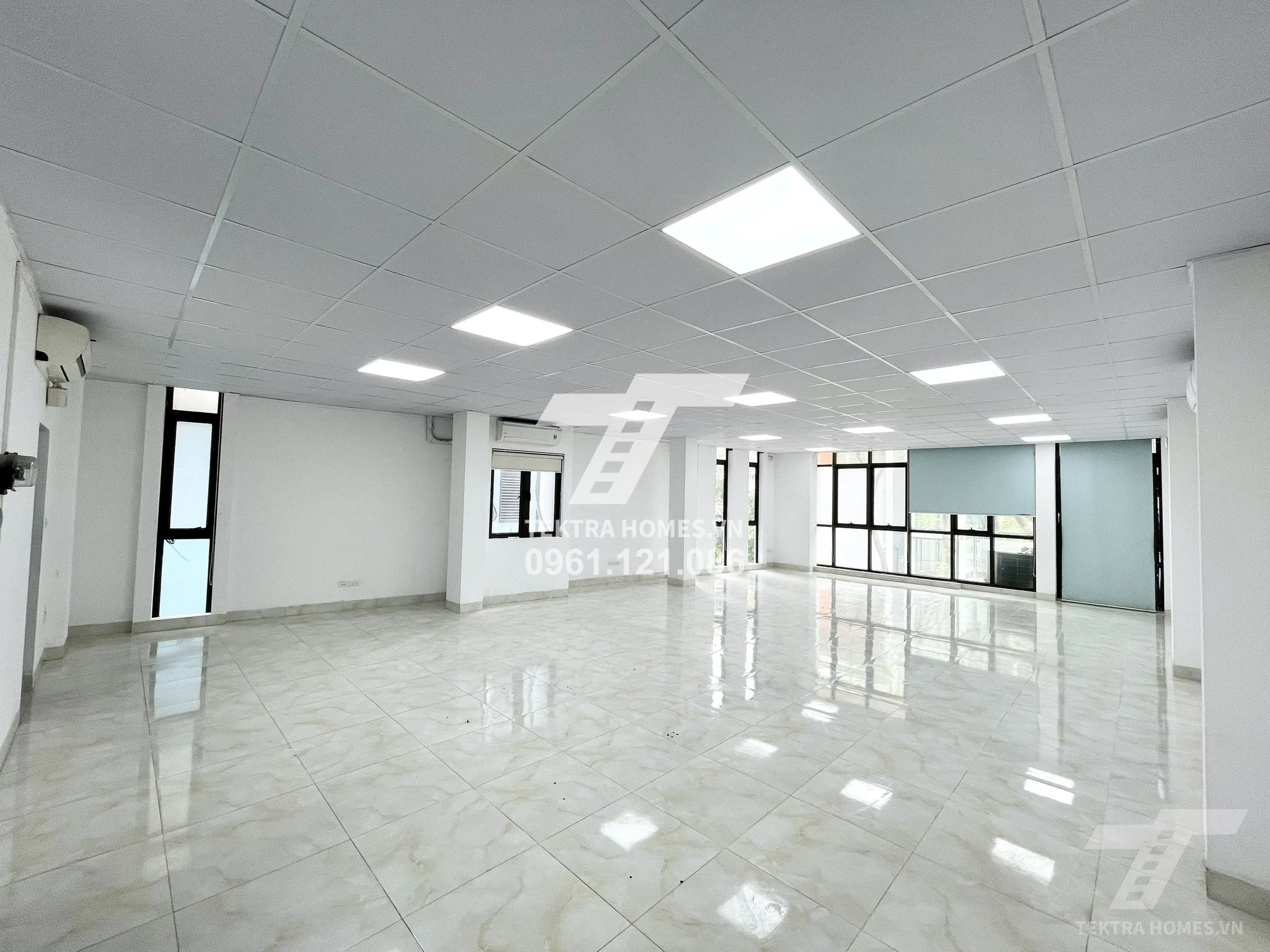 Không gian 2 tại Cho thuê văn phòng 2 mặt thoáng đẹp ngay đường Dịch Vọng Hậu, Cầu giấy