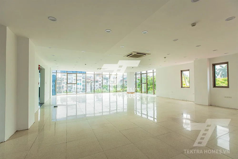 Không gian 2 tại Tòa nhà văn phòng mặt đường Trần Quang Khải