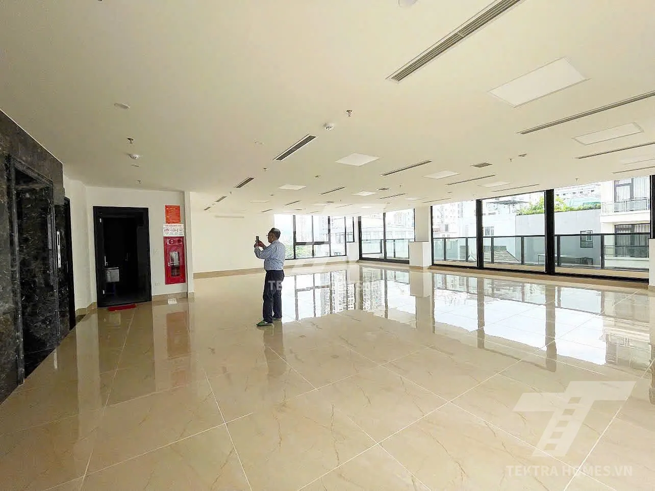 Không gian 4 tại Cho thuê văn phòng trục đường Duy Tân