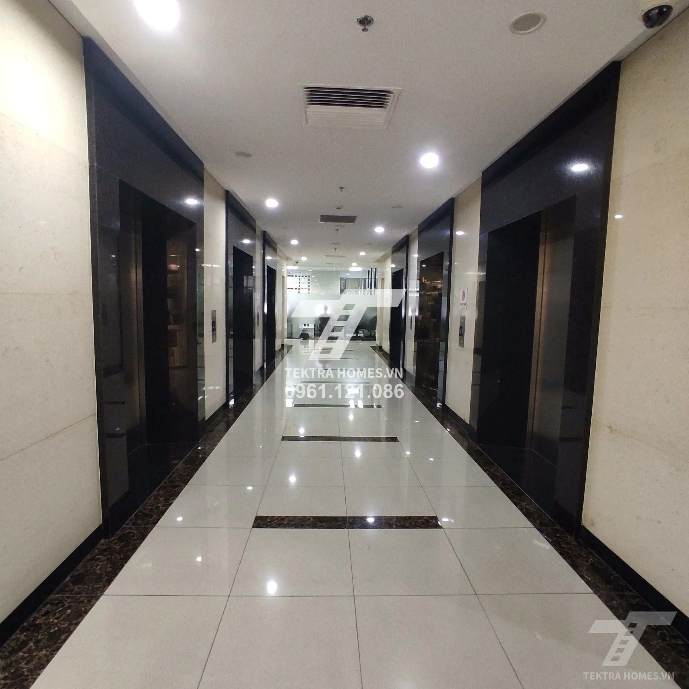 Không gian 3 tại Cho thuê văn phòng  tòa Discoverry 302 Cầu Giấy
