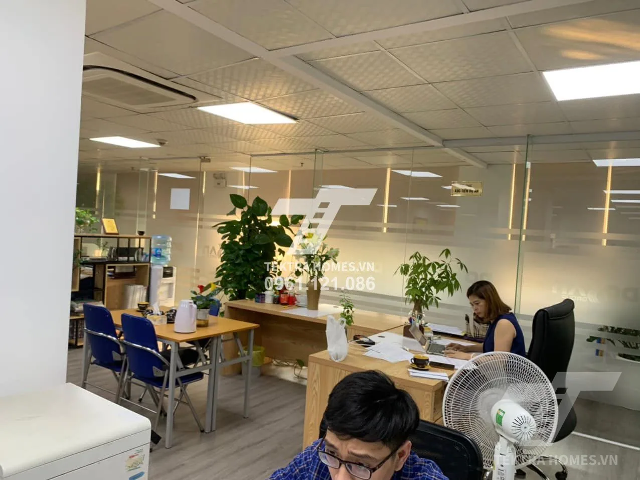 Không gian 4 tại Cho thuê văn phòng khối đế chung cư Vinaconex