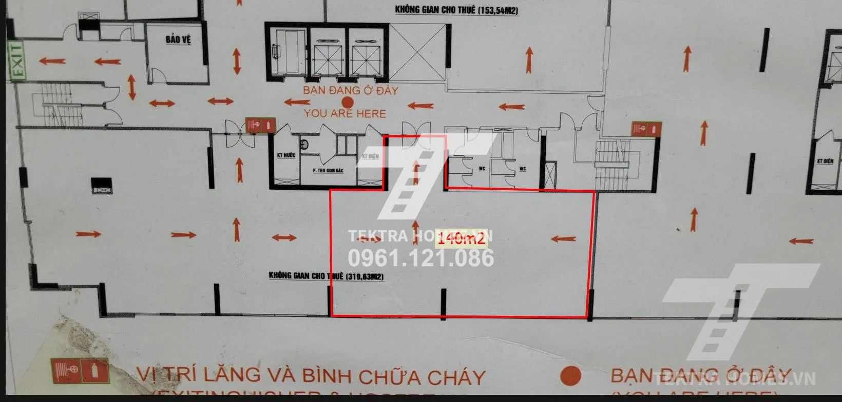 Không gian 3 tại Cho thuê sàn tầng 1 chân đế chung cư mặt đường Phạm Văn Đồng