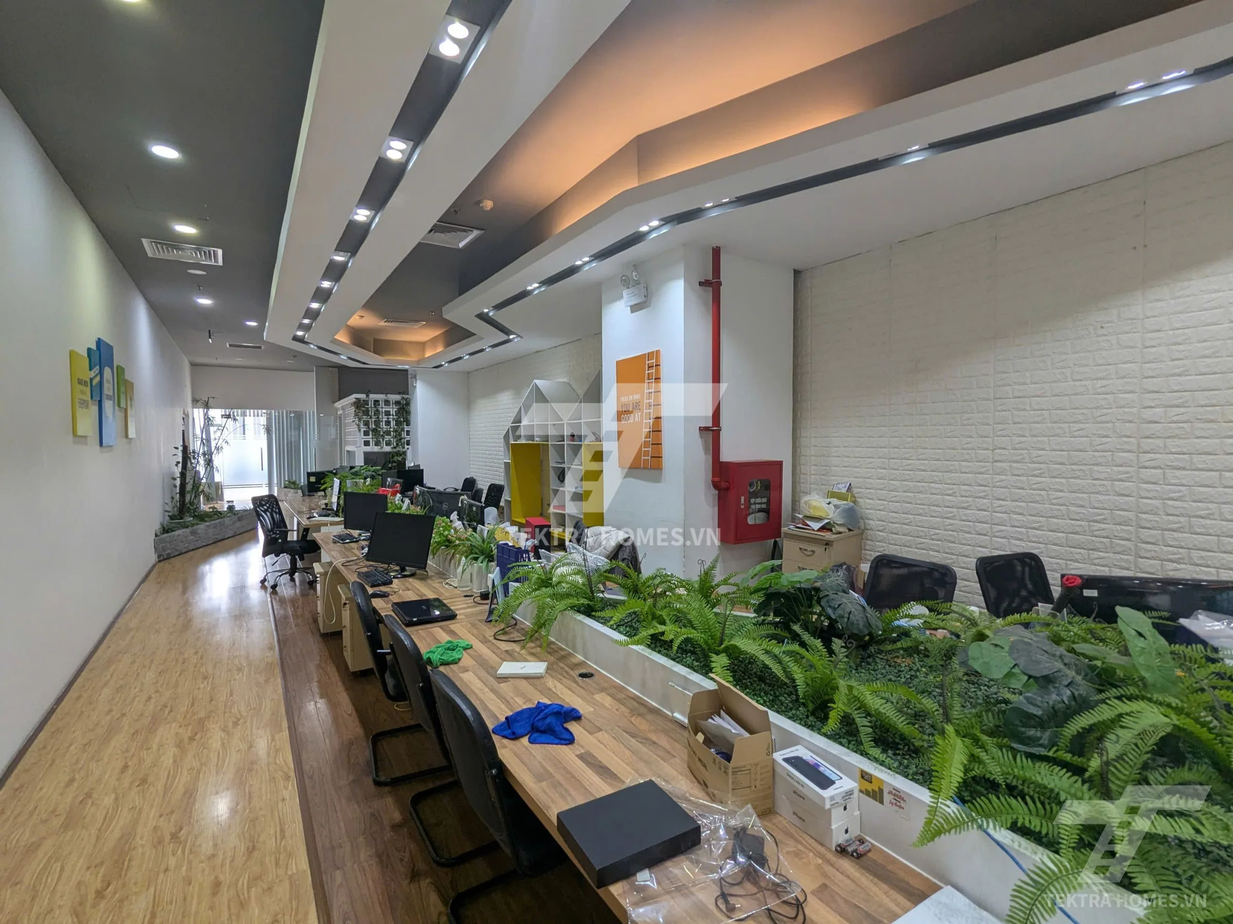 Không gian 4 tại Cho thuê sàn thương mại - văn phòng | Golden Palace |  Đường Mễ Trì
