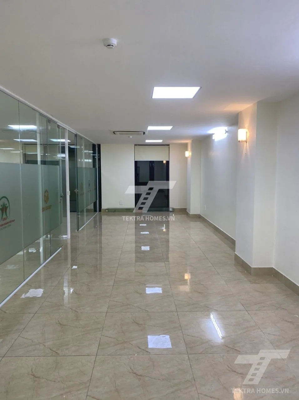 Không gian 4 tại Cho thuê văn phòng sẵn nội thất đường Phạm Tuấn Tài