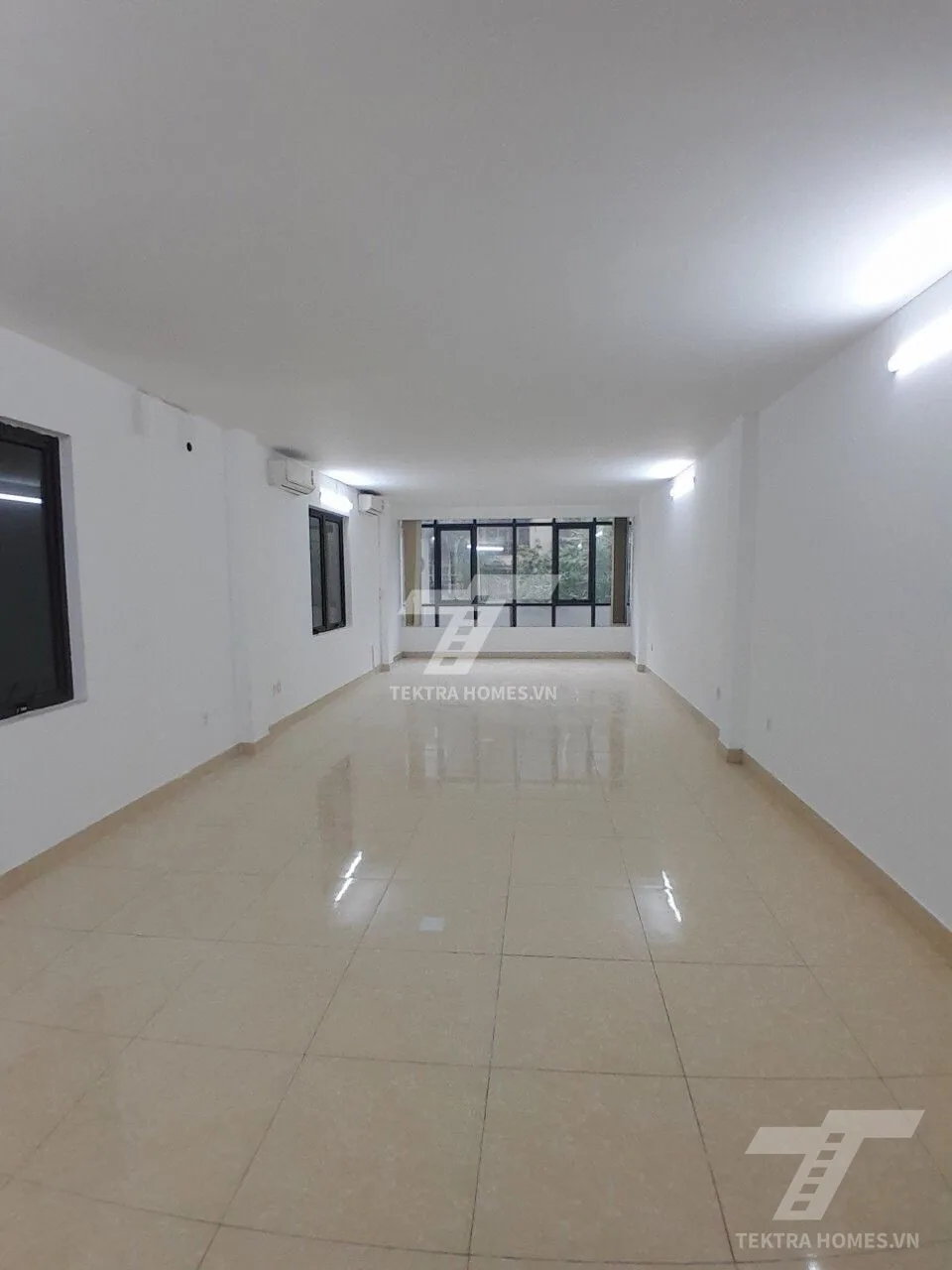 Không gian 5 tại Cho thuê văn phòng giá rẻ mặt đường Vũ Phạm Hàm, Cầu Giấy