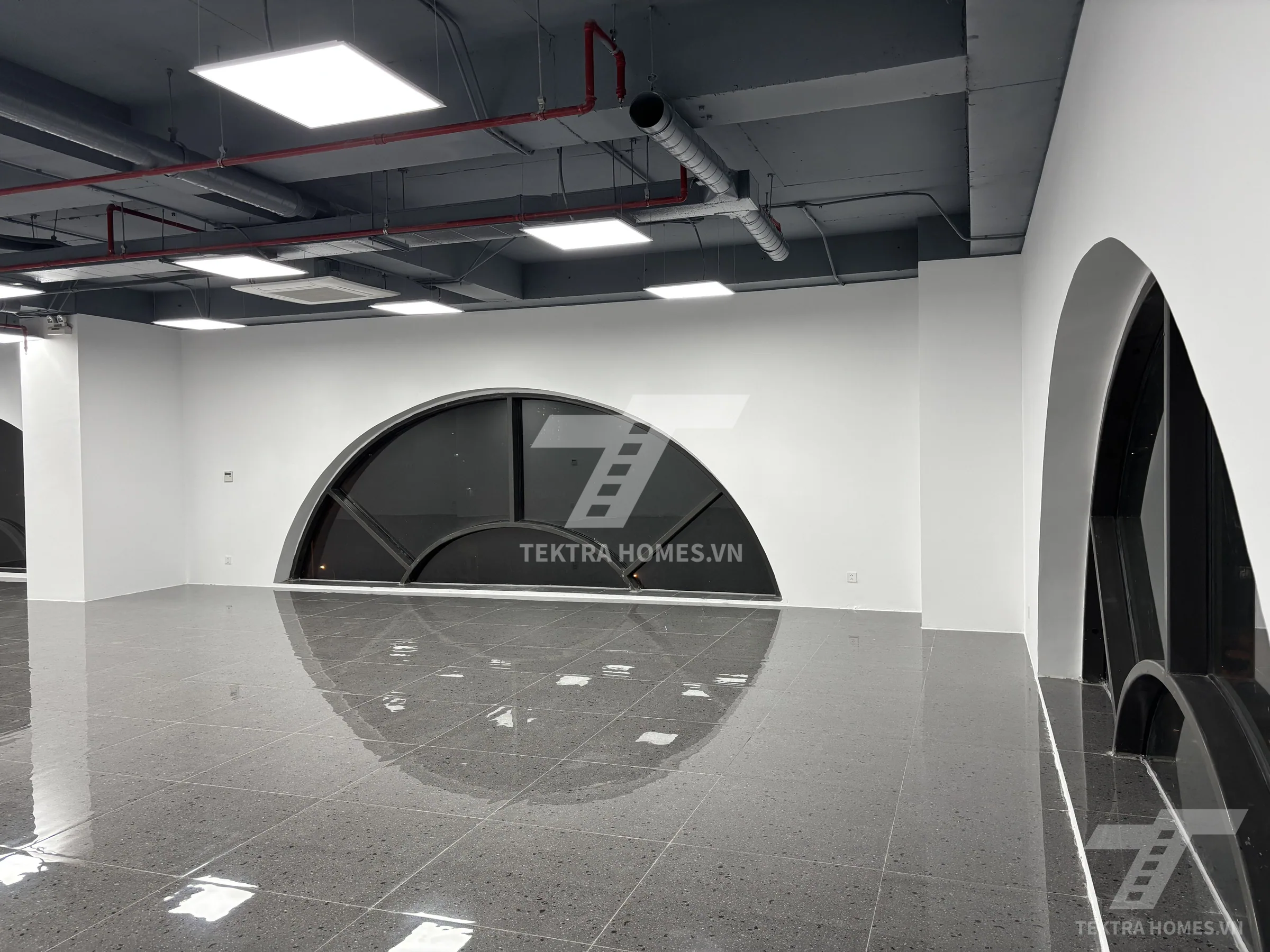 Không gian 2 tại Cho thuê sàn thương mại - văn phòng | Housinco Premium | 300 Nguyễn Xiển