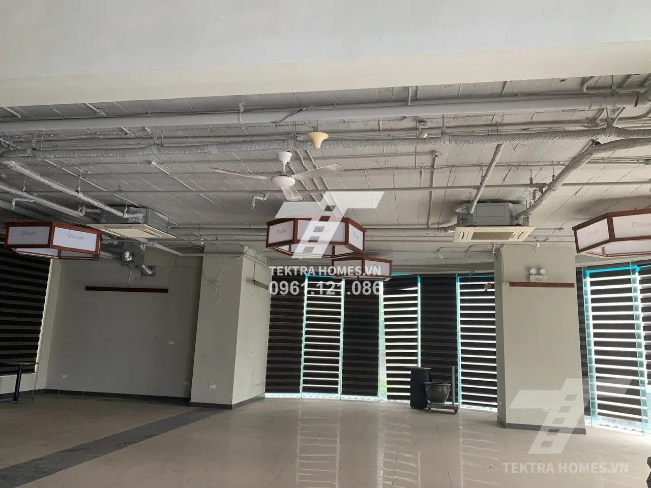 Không gian 4 tại Cho thuê chân đế 2 tầng 1+2 chung cư cầu giấy