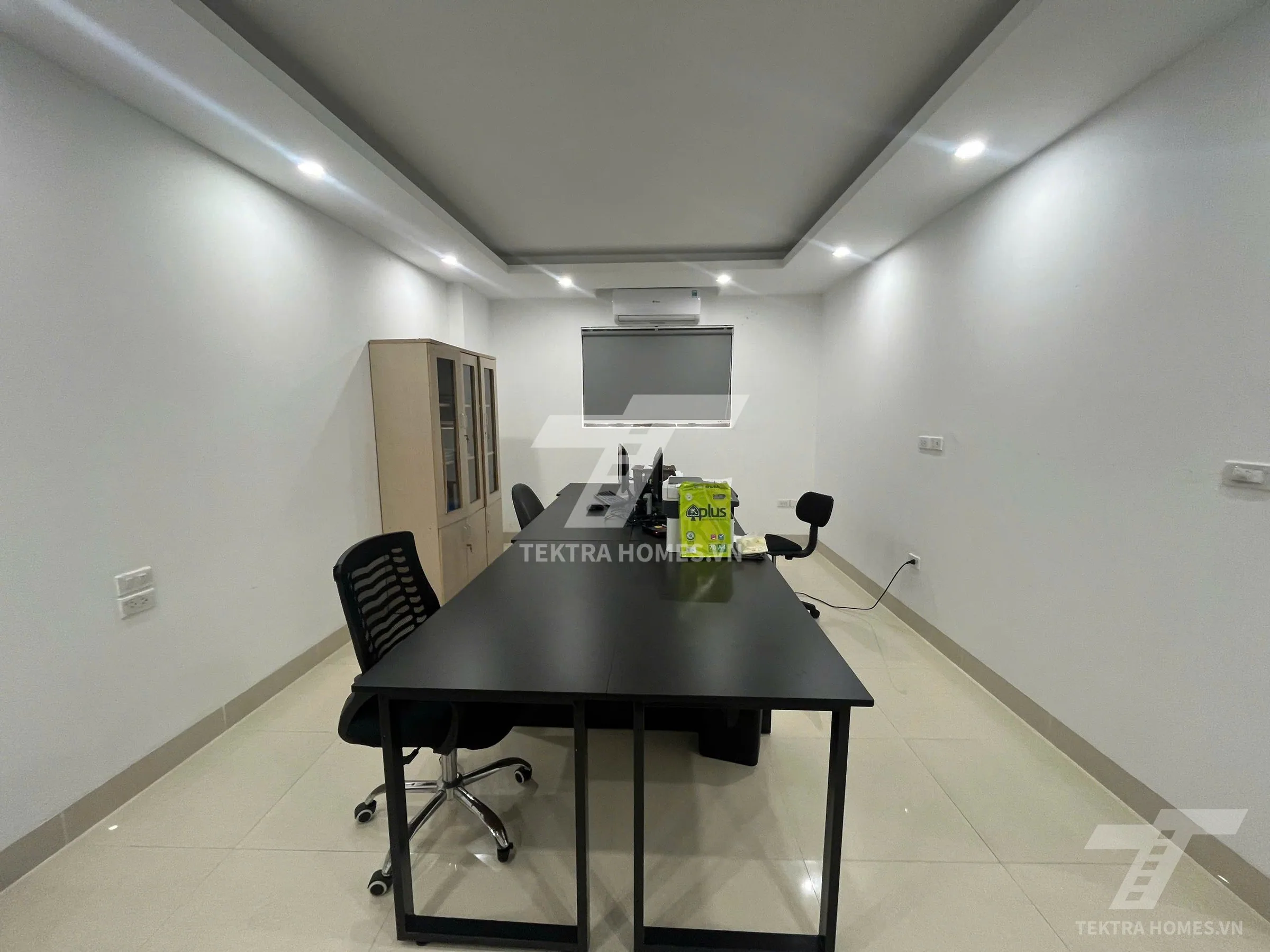 Không gian 2 tại Cho thuê văn phòng cực đẹp view Tây Hồ