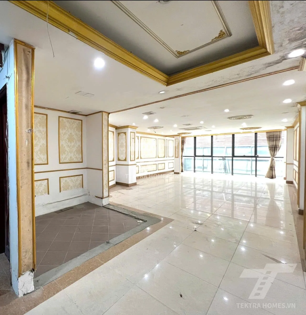 Không gian 5 tại Cho thuê 4 tầng nhà mặt phố Hoàng Cầu