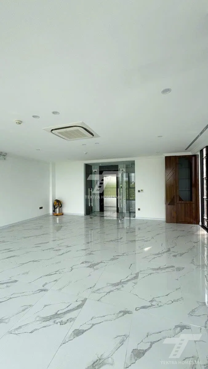 Không gian 3 tại Cho thuê văn phòng trục đường phố Mai Dịch