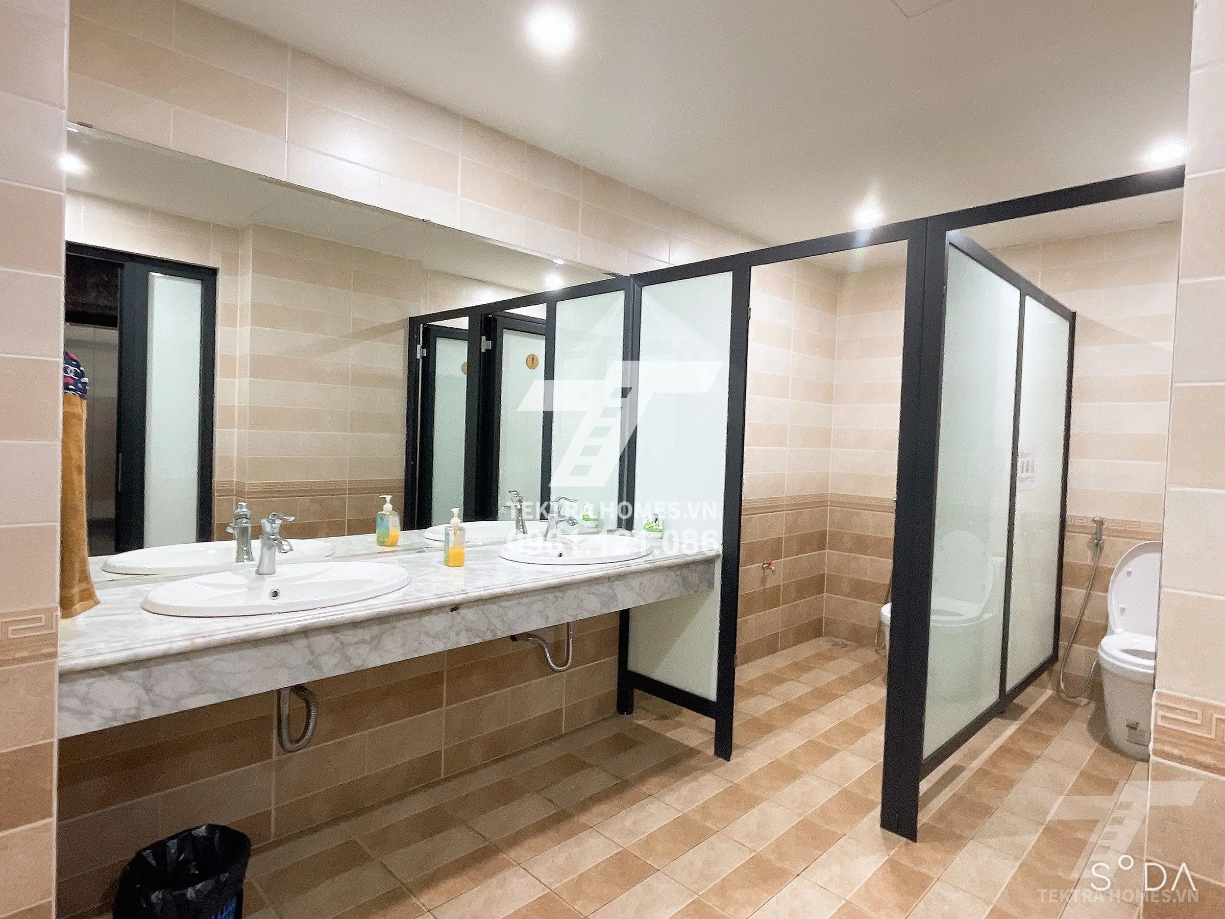 Không gian 5 tại Cho thuê 3 tầng, tòa 160m2x8 tầng, tại Nguyễn Khang