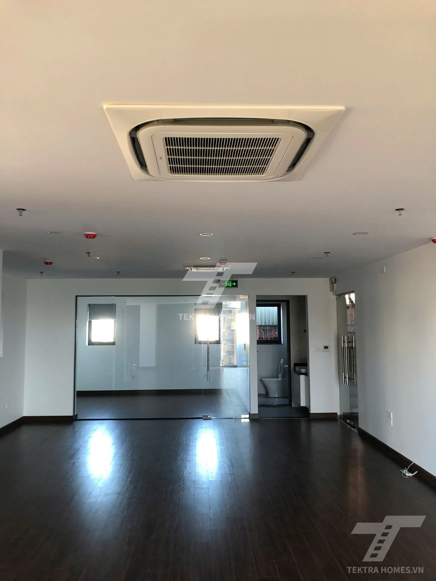 Không gian 3 tại Cho thuê nhà nguyên căn phố Trần Duy Hưng