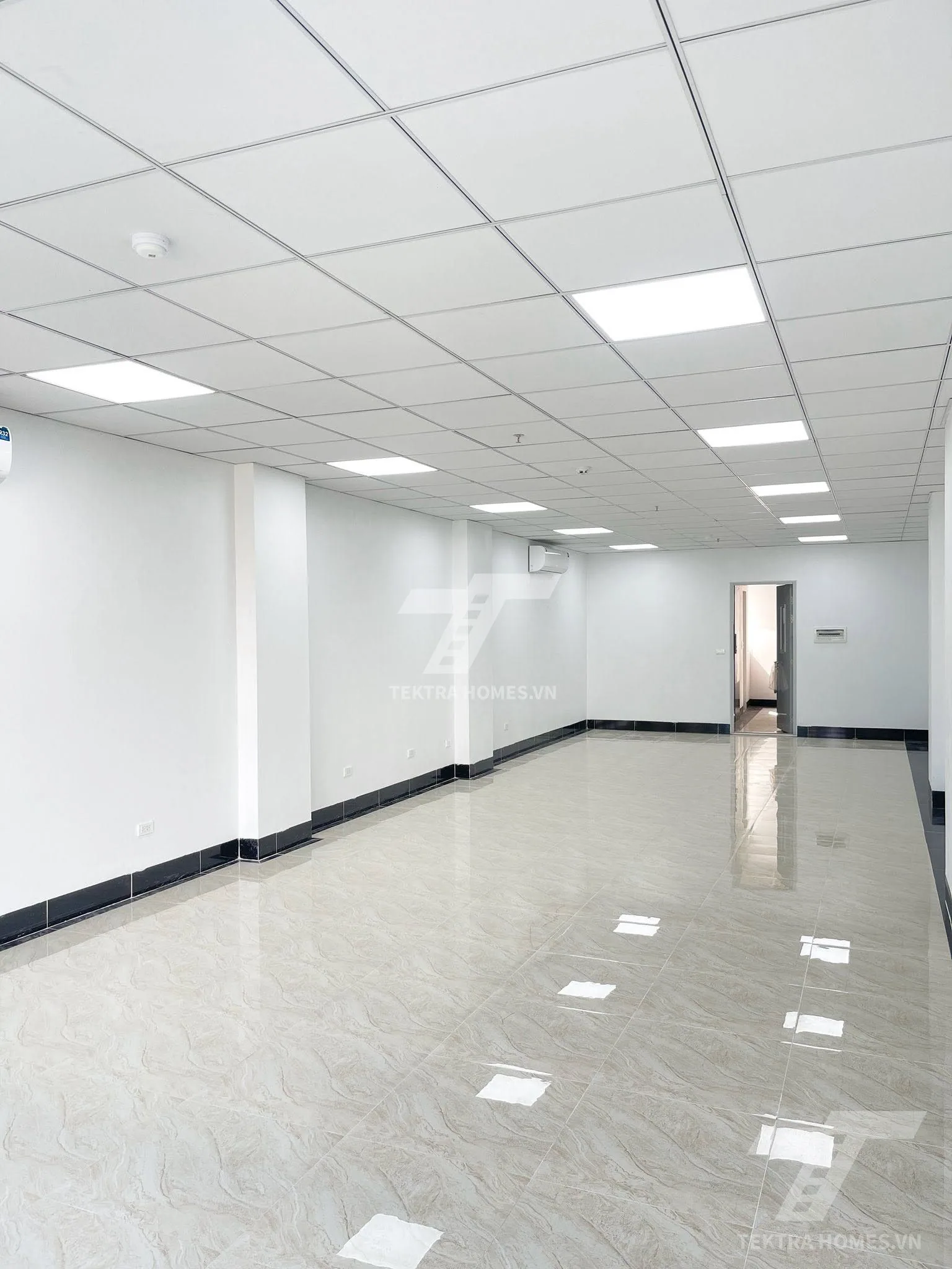 Không gian 4 tại Cho thuê văn phòng mới xây tại Nguyễn Khang