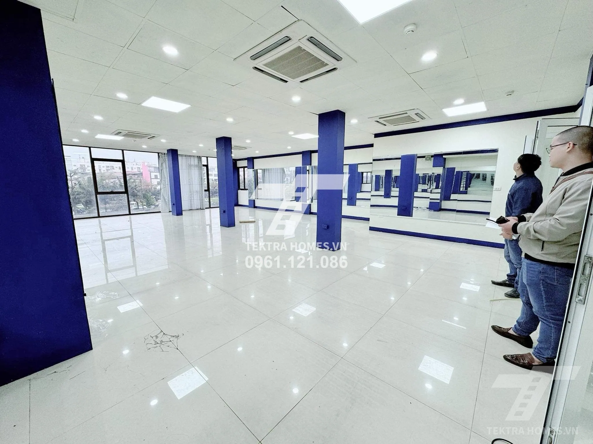 Không gian 5 tại Cho thuê văn phòng phố Nguyễn Đình Hoàn