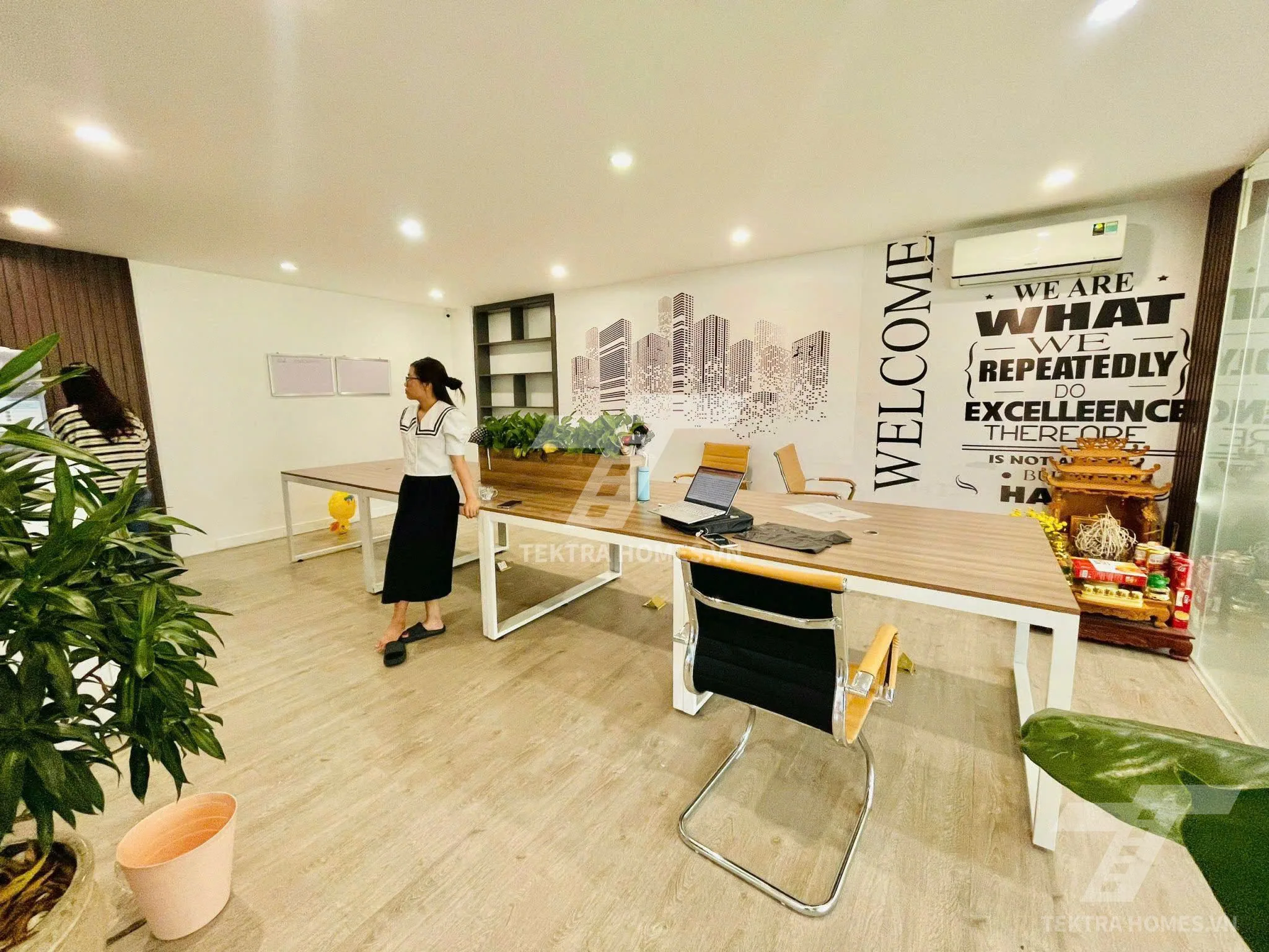 Không gian 3 tại Cho thuê văn phòng mặt đường Lê Văn Lương