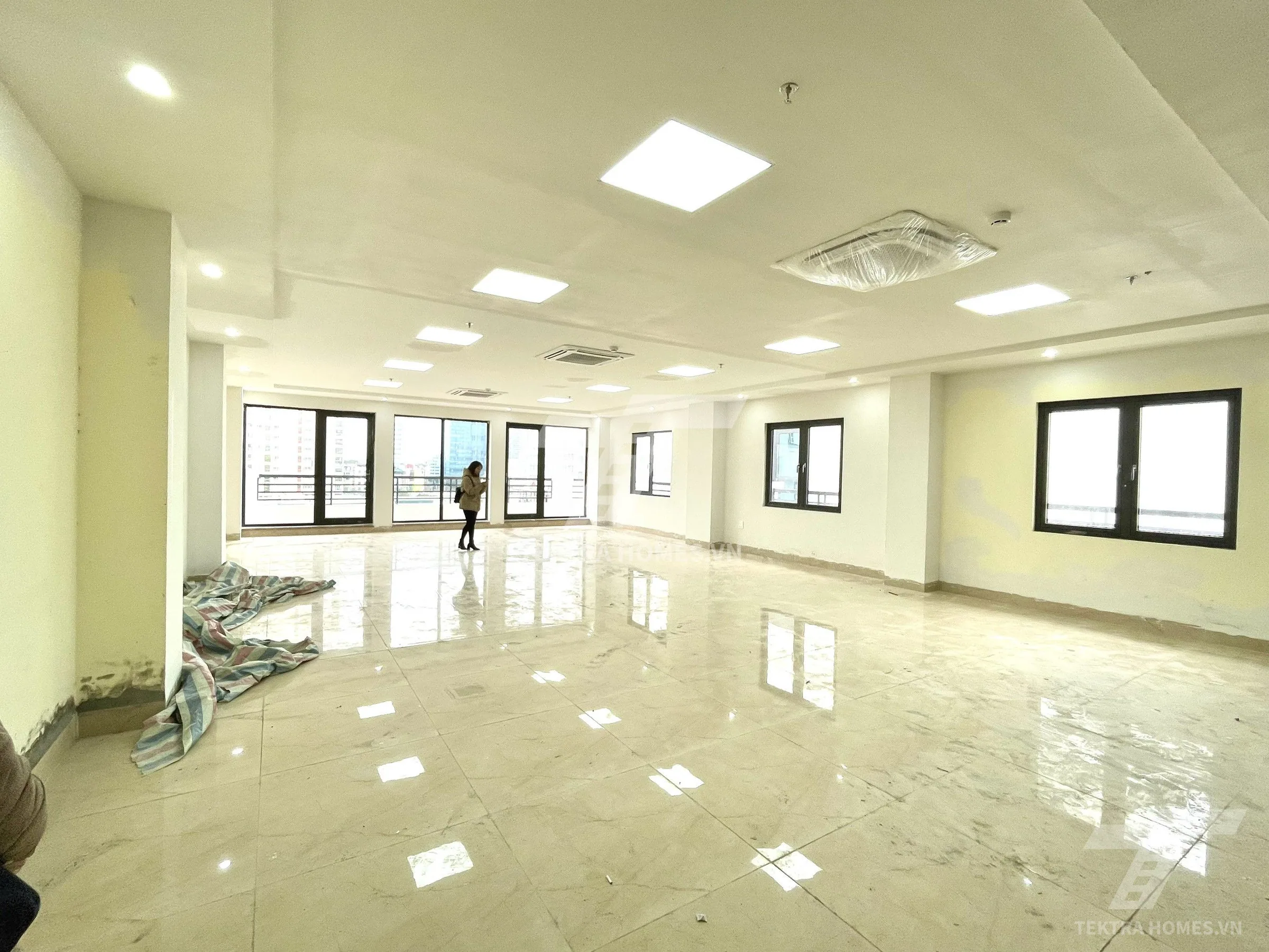 Không gian 4 tại Cho thuê văn phòng mới đẹp ngõ 106 Hoàng Quốc Việt