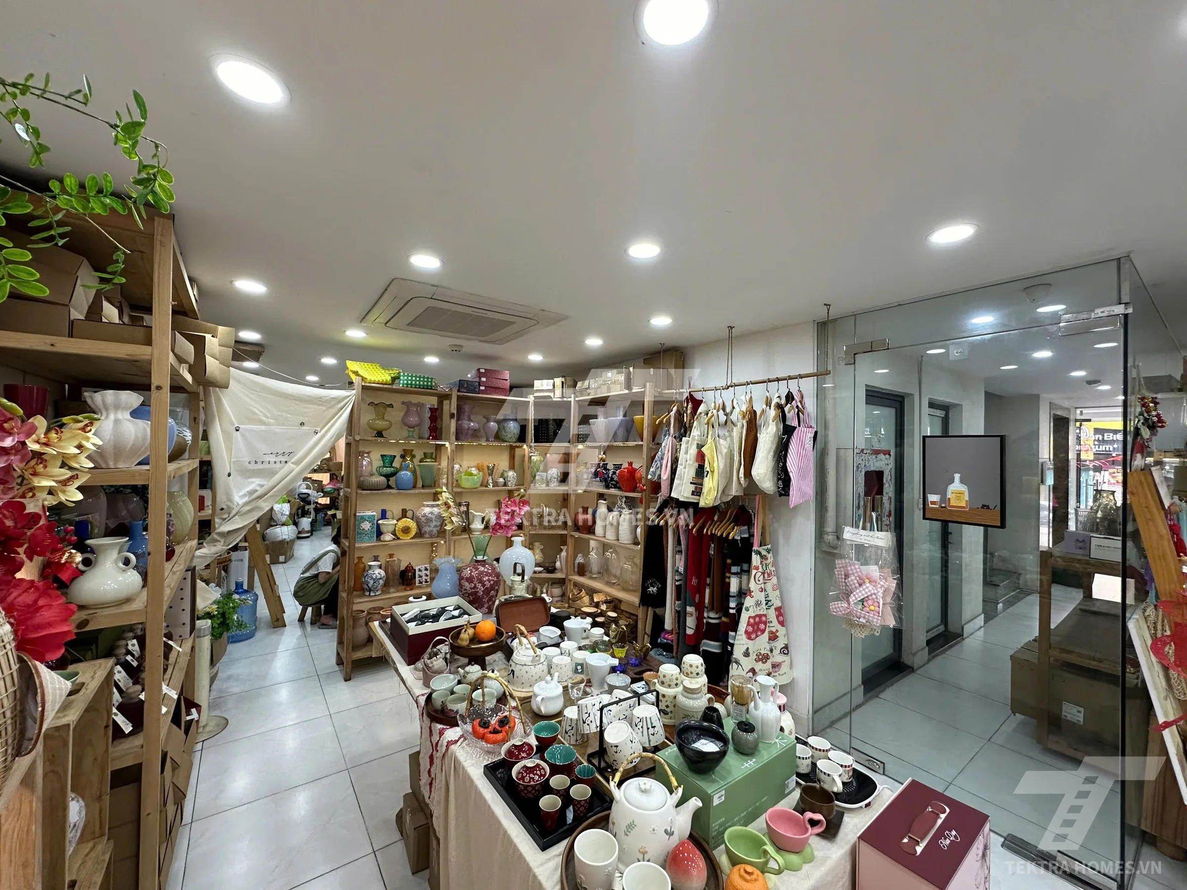 Không gian 3 tại Cho thuê MBKD, văn phòng mặt phố Nguyễn Văn Tuyết