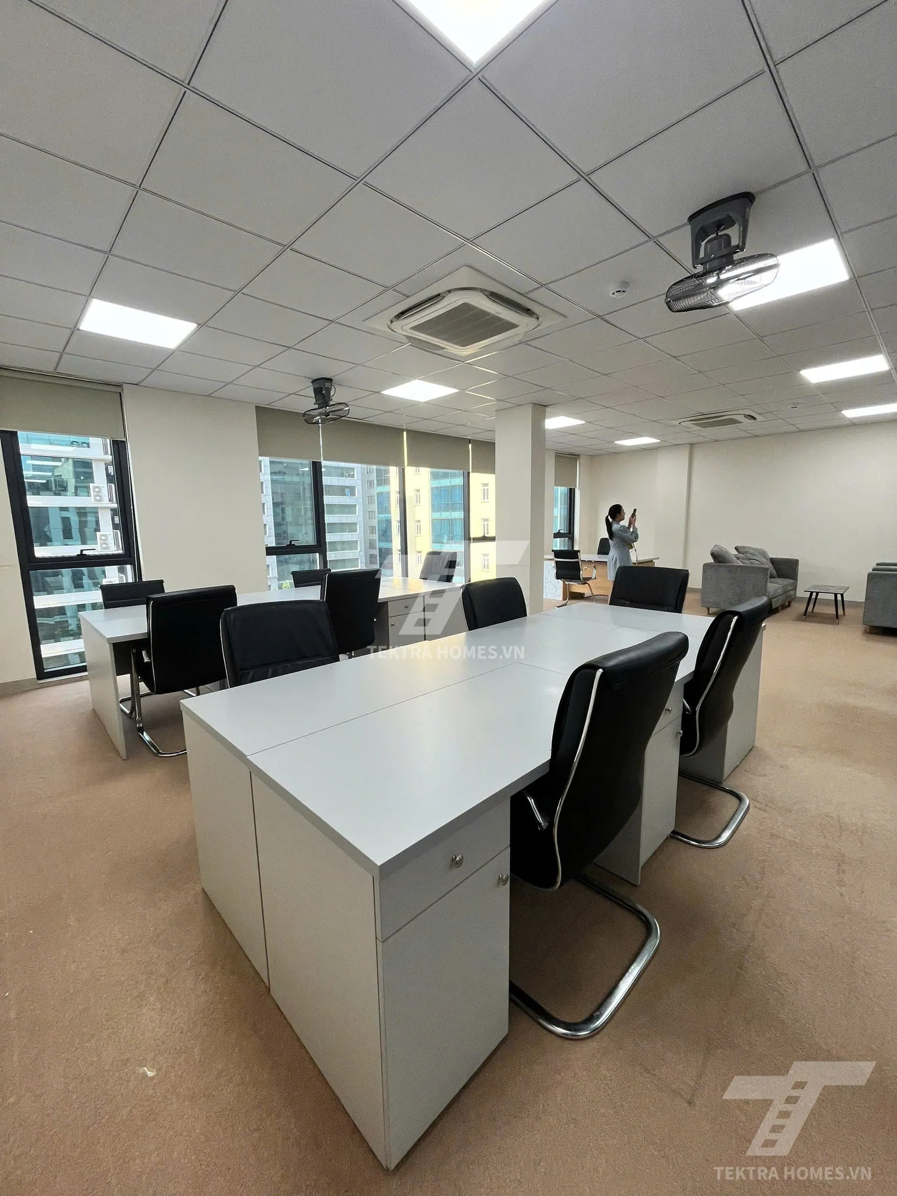 Không gian 2 tại Cho thuê văn phòng mới đẹp phố Dịch Vọng hậu