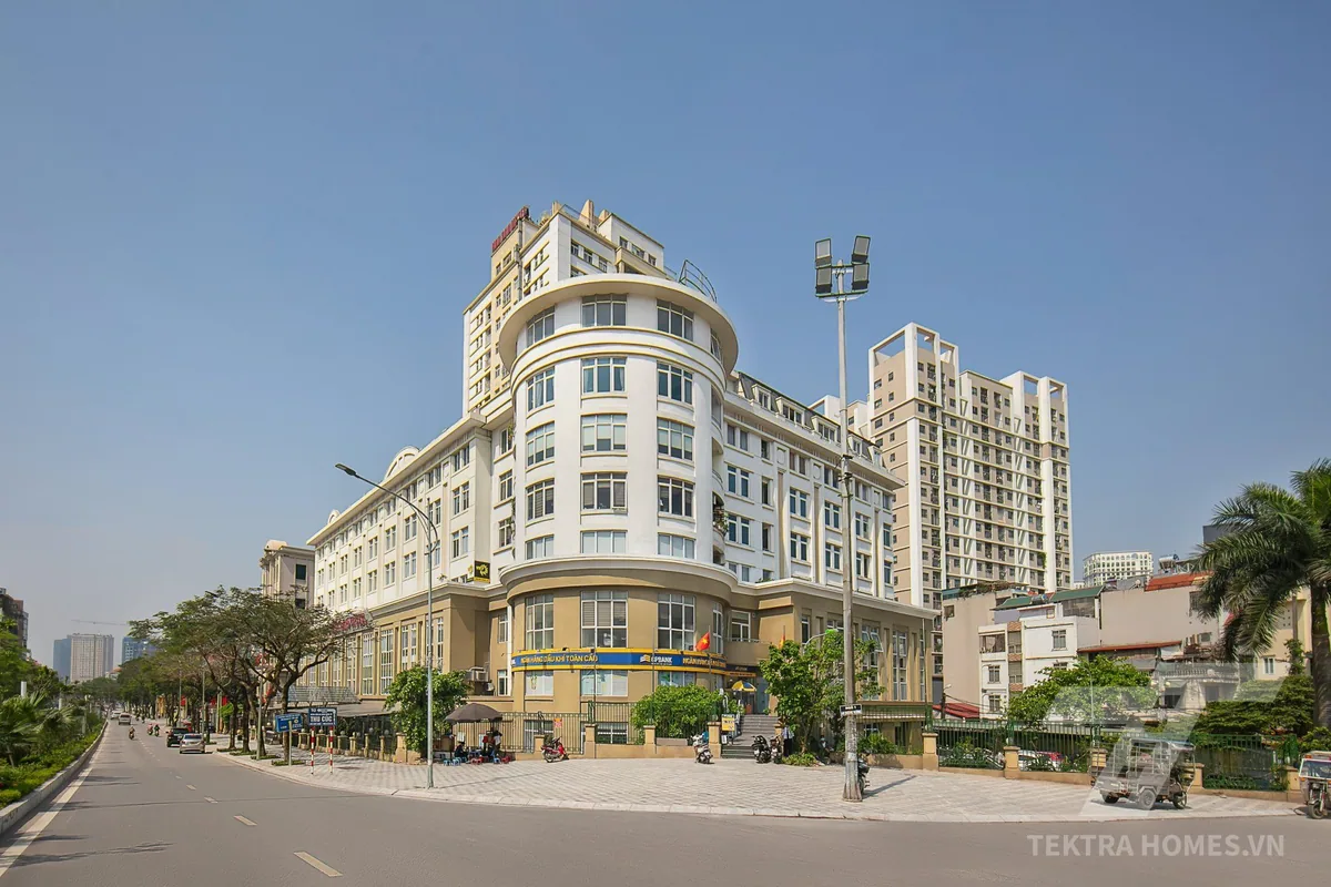 Mặt trước tòa nhà IDMC Tây Hồ Building Lạc Long Quân