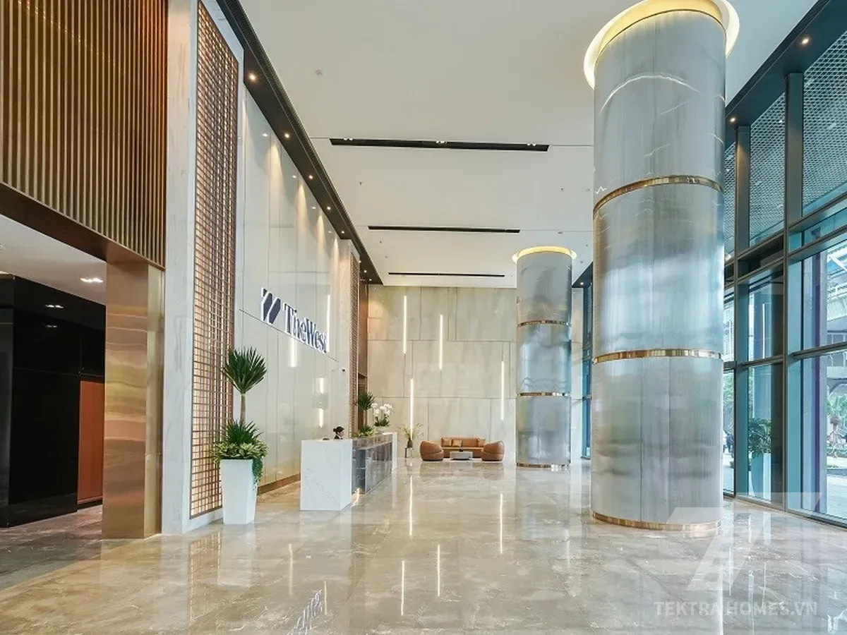Lối ra vào tòa The West 265 Cầu Giấy