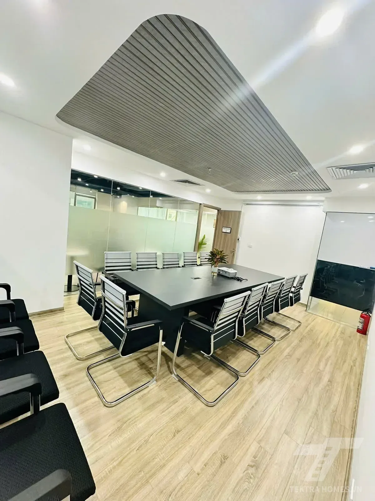 Cho thuê văn phòng trọn gói | HL Building | Ngõ 82 Duy Tân