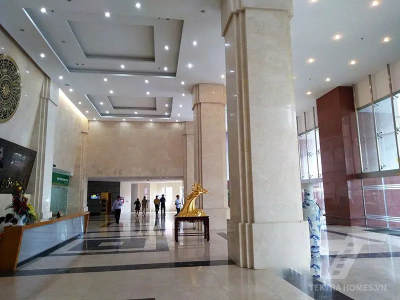 Mặt sảnh tòa nhà Sông Đà Phạm Hùng