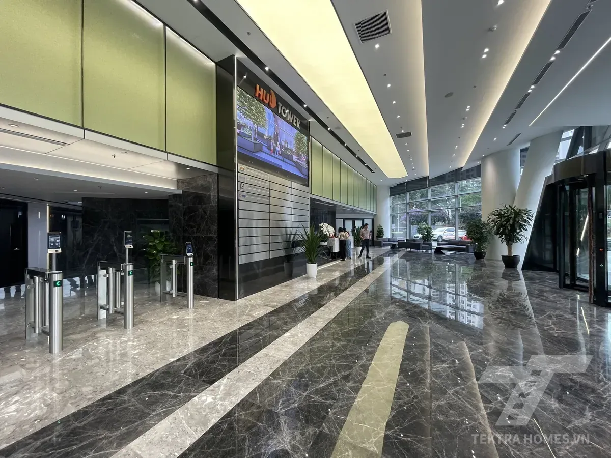 Sảnh tòa Hud Tower 37 Lê Văn Lương