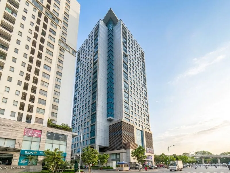 Mặt ngoài tòa ICON4 Tower 243A La Thành