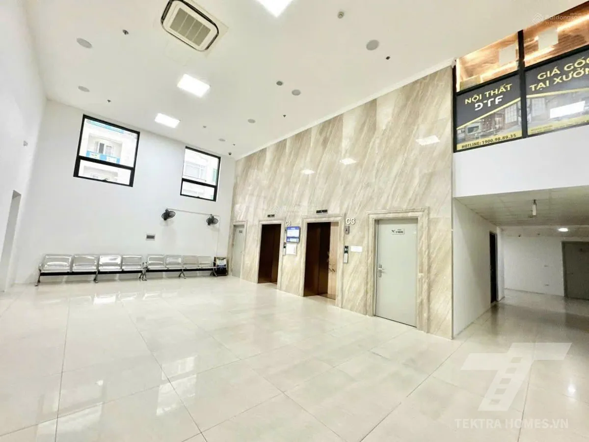 Khu vực thang máy tòa Central Field 219 Trung Kính
