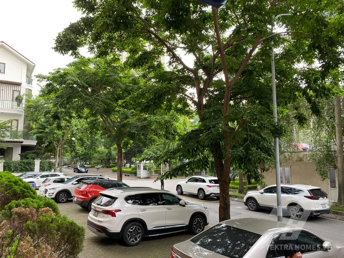 Cảnh ngoài tòa Vimeco Phạm Hùng Lô E9 Phạm Hùng