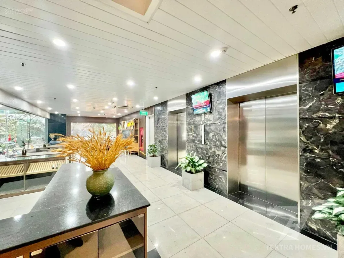 Khu vực thang máy tòa  Detech Tower2 107 Nguyễn Phong Sắc