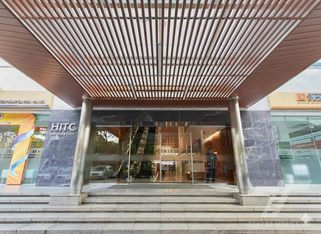 Mặt sảnh  tòa văn phòng HITC Building 239 Xuân Thủy