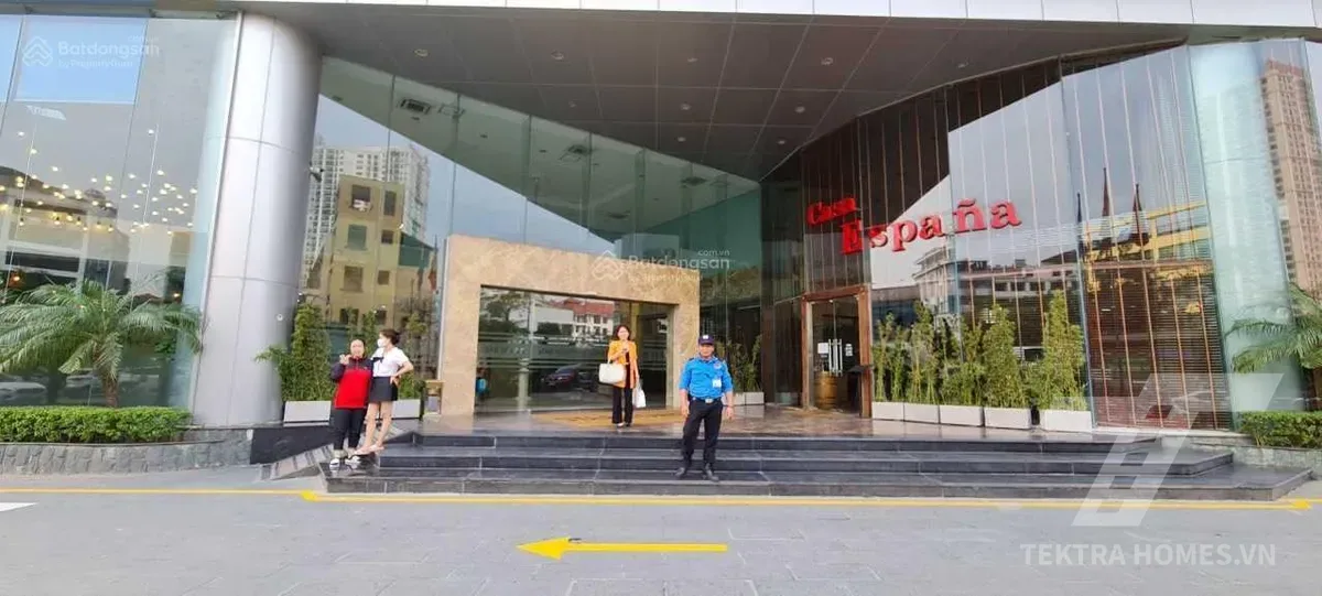 Sảnh mặt trước tòa Star Tower 68 Dương Đình Nghệ