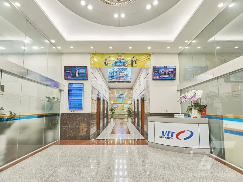 Lối vào thang máy tòa VIT Tower 519 Kim Mã