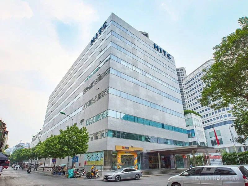 Mặt ngoài  tòa văn phòng HITC Building 239 Xuân Thủy