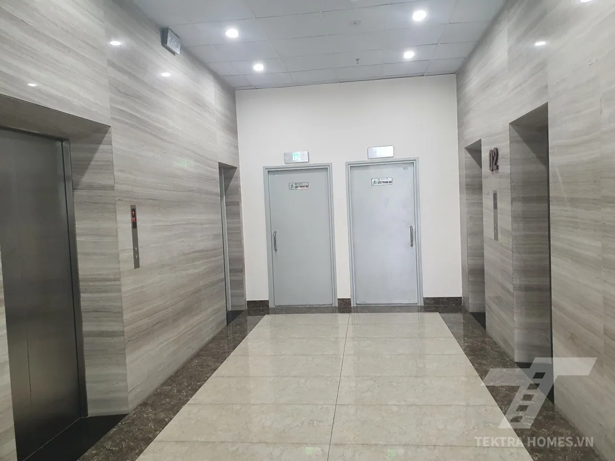 Khu vực thang máy tòa Chelsea Residences 48 Trần Kim Xuyến