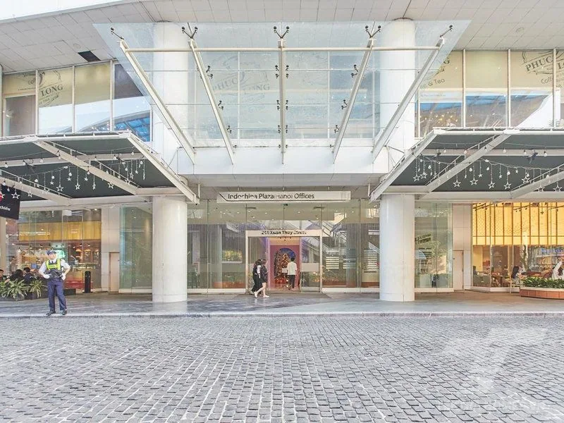 Mặt sảnh văn phòng Indochina Plaza (IPH) 241 Xuân Thủy