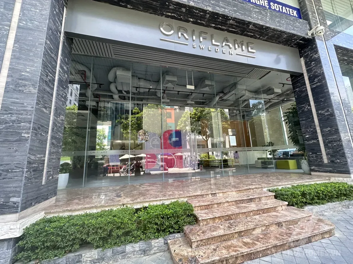 Lối ra vào tòa CIC Tower Số 01 Nguyễn Thị Duệ