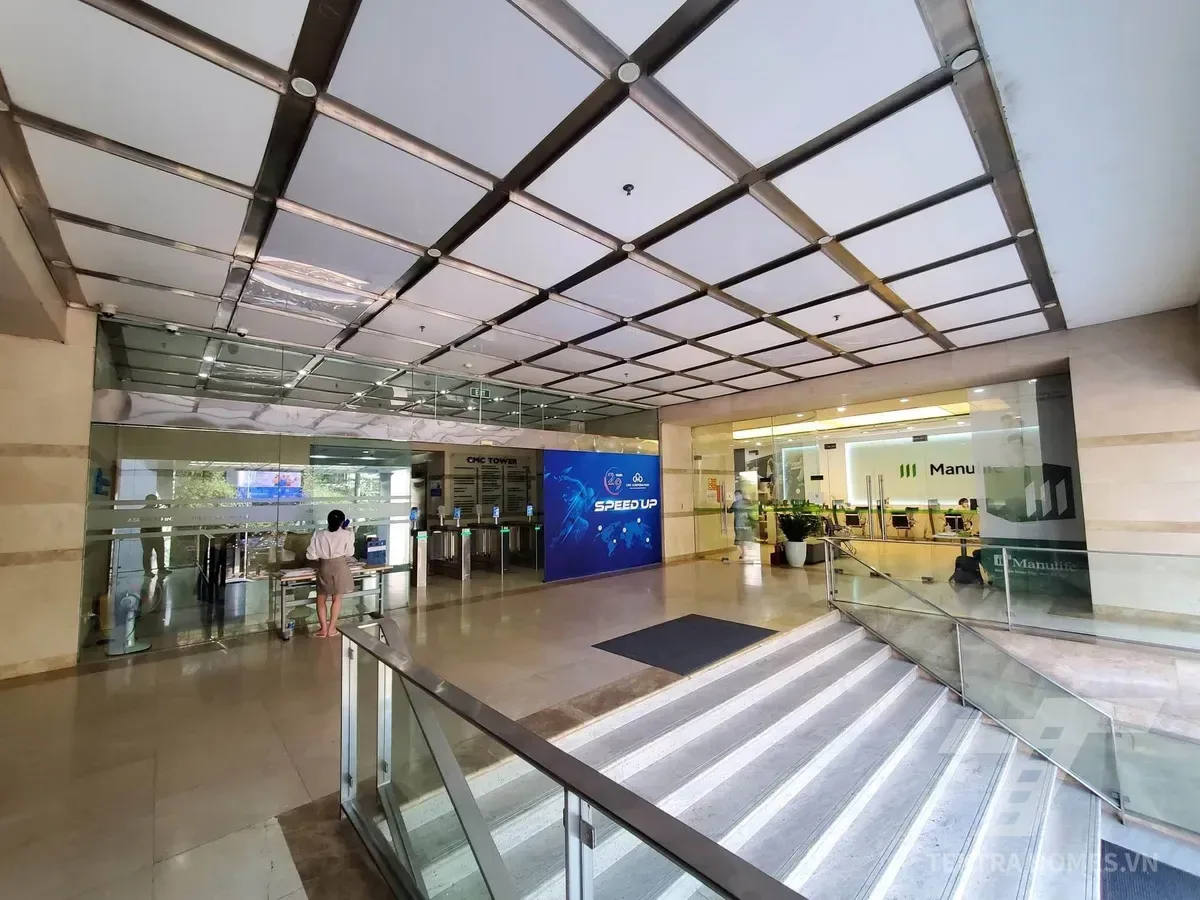 Lối quẹt thẻ ra vào tòa CMC Tower 11 Duy Tân