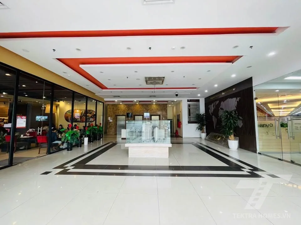 Sảnh trong tòa VP1 VP2 Sun Square 21 Lê Đức Thọ