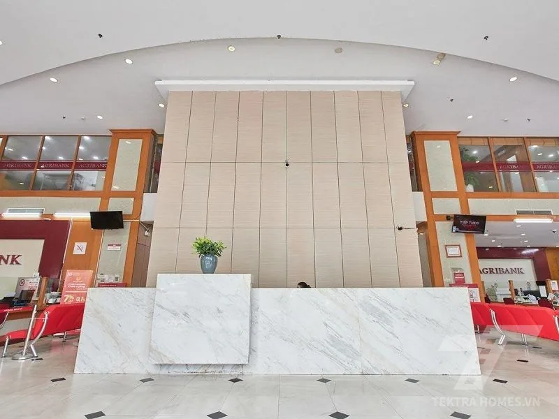 Khu vực lễ tân tòa Ngọc Khánh Plaza 01 Phạm Huy Thông