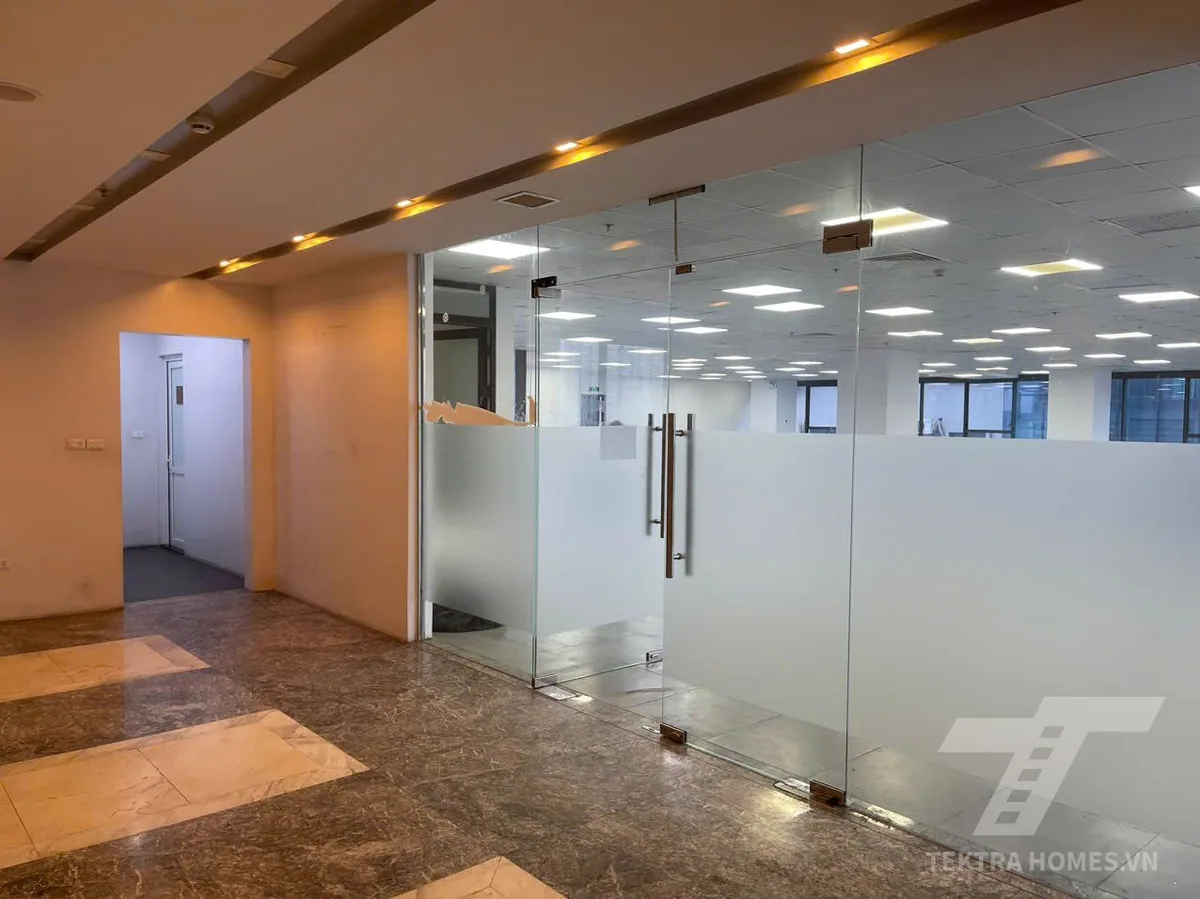Khu vực bên ngoài tòa Richy Tower 35 Mạc Thái Tổ