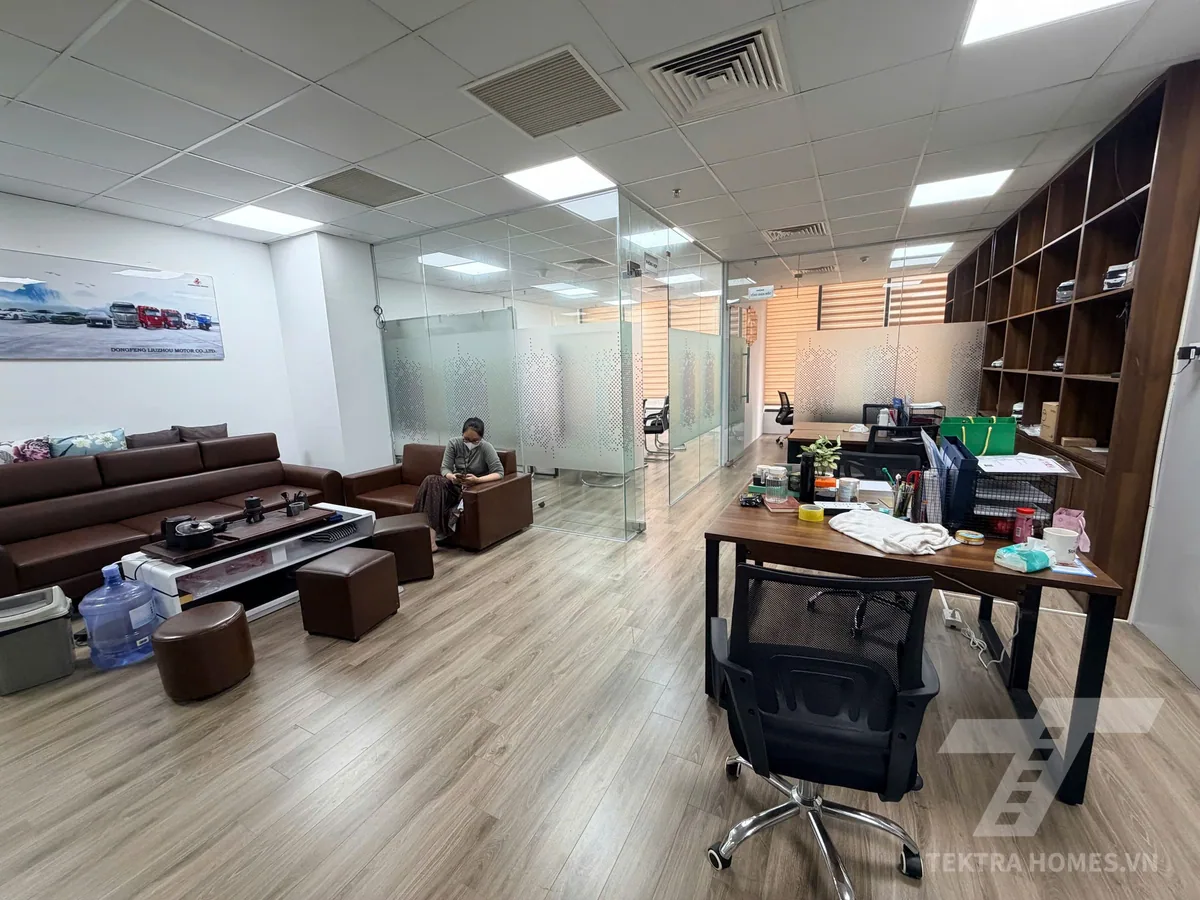 Mặt sàn trống tòa N03T7 Ngoại Giao Đoàn