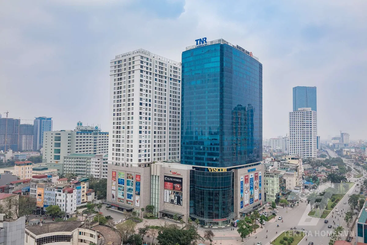 Mặt ngoài tòa Rox Tower 54A Nguyễn Chí Thanh
