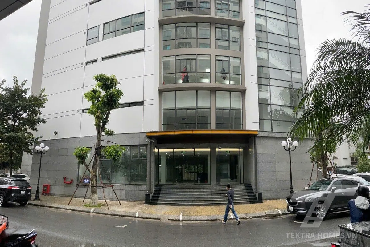 Mặt chính tòa Fafim Building 19 Nguyễn Trãi