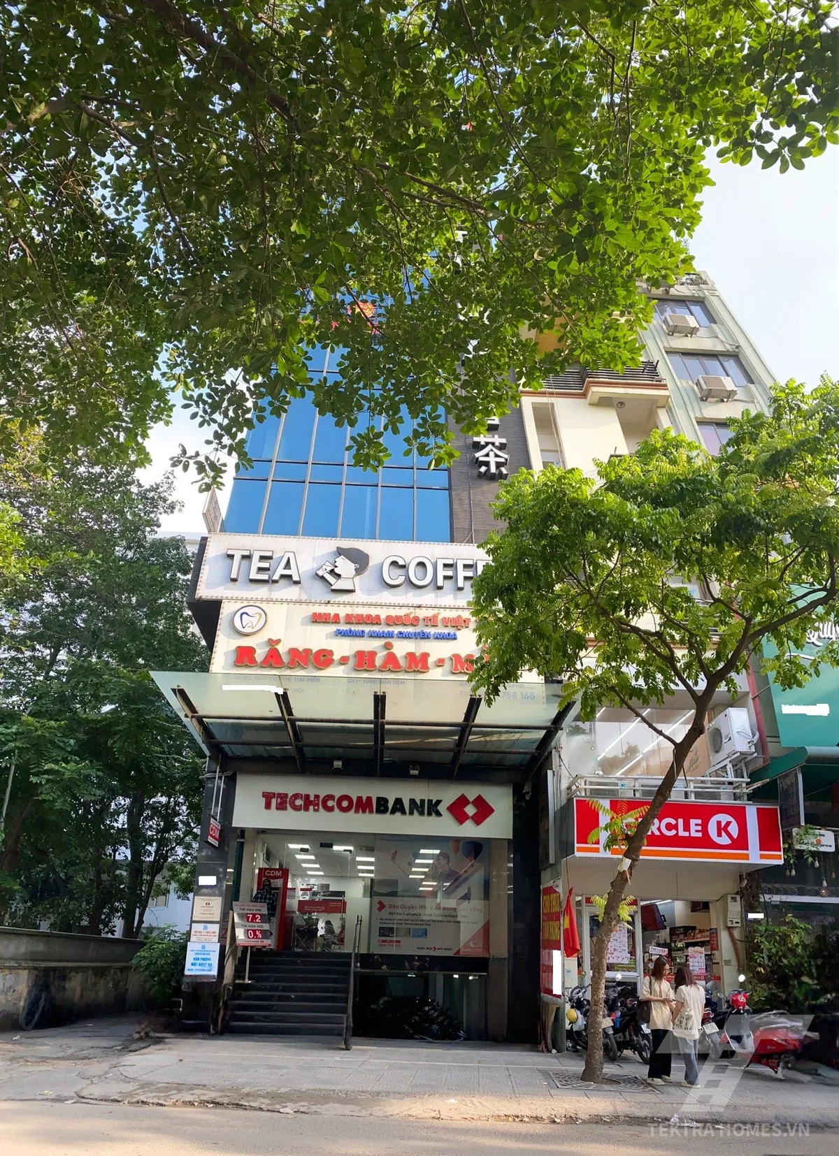 Tòa nhà 71 Chùa Láng