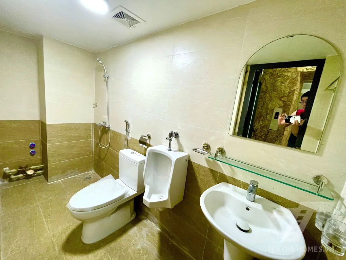 Tòa nhà 180 Hoàng Quốc Việt